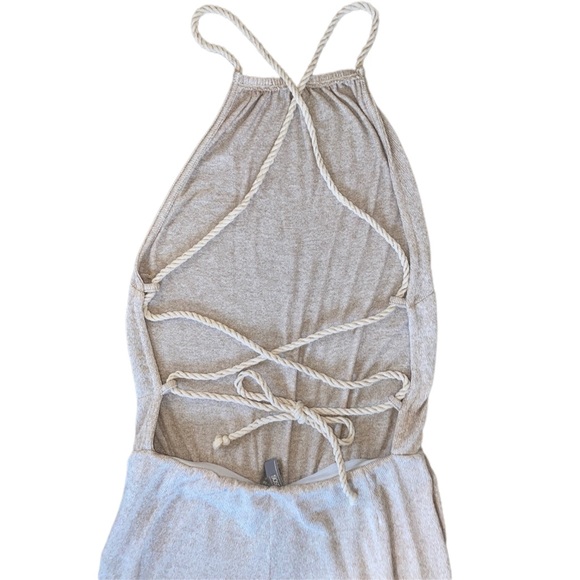 ~~ SOLD~~ ASOS DESIGN jumpsuit with split leg and rope tie back detail - Picture 7 of 9